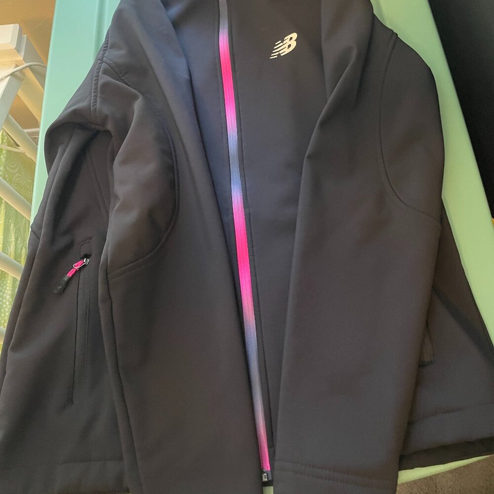 Running Jacket - Picture 6 of 6